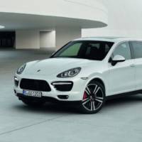 2013 Porsche Cayenne Turbo S - official details