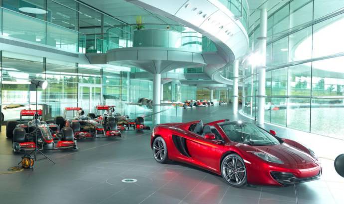 Neimann Marcus McLaren MP4-12C Spyder is a good surprise for Christmas