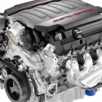 This is the 2014 Corvette's new 6.2 liter Small Block V8 engine (+Video)