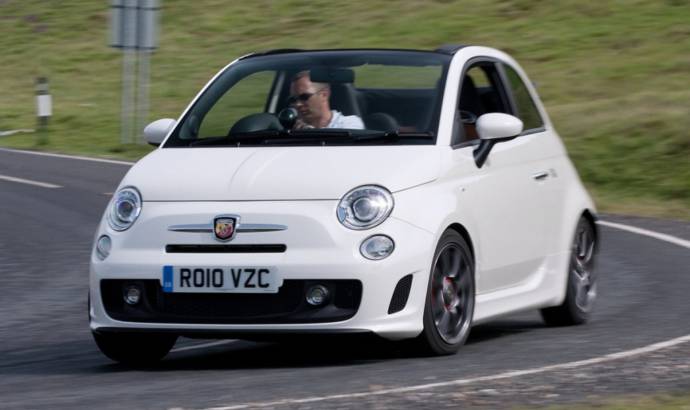 2013 Abarth 500 Cabrio teased for LA debut