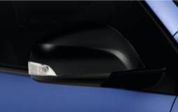 2013 Renault Megane Estate GT 220 officially revealed