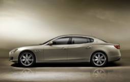 4xVIDEO: 2013 Maserati Quattroporte in detail