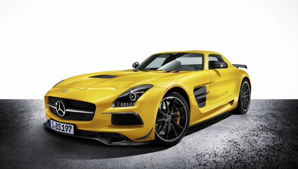 First official video of the 2013 Mercedes SLS AMG Black Series