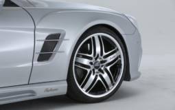 Mercedes-Benz SL500 by Lorinser is arriving in Essen
