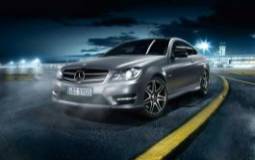 Mercedes-Benz reveales on Facebook the Sport Package for the C-Class