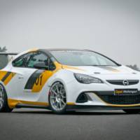 Opel returns to motorsports with Adam Cup and Astra OPC Cup