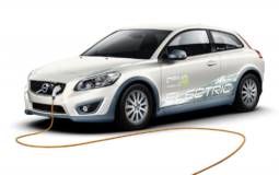 Volvo fast-charger promises 1.5 hour to recharge an electric vehicle