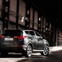 2013 Toyota RAV4 - official photos and details