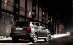 2013 Toyota RAV4 - official photos and details