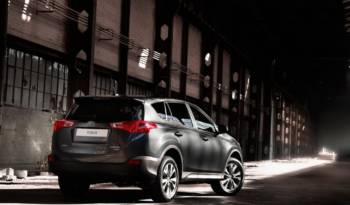 2013 Toyota RAV4 - official photos and details