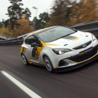 Opel returns to motorsports with Adam Cup and Astra OPC Cup