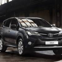 2013 Toyota RAV4 - official photos and details