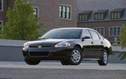 GM will sell the current Chevy Impala along the future generation