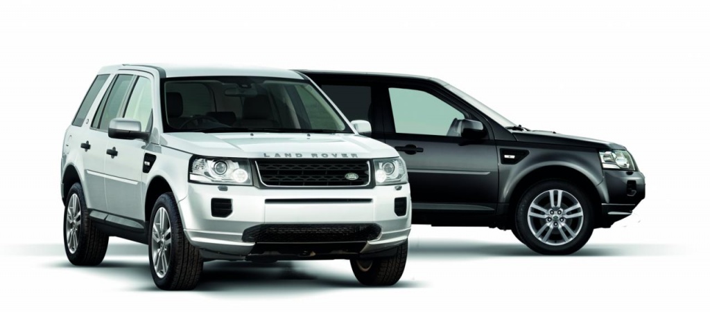 Land Rover Freelander 2 Black & White edition costs 22.490 pounds