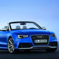 PHOTO GALLERY: The 2013 Audi RS5 Cabrio topless