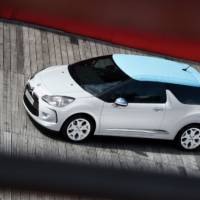 Citroen PureTech new engine family comes with three cylinders units