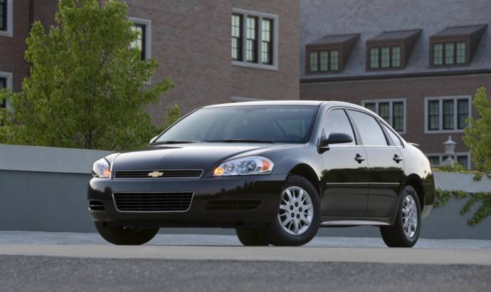 GM will sell the current Chevy Impala along the future generation