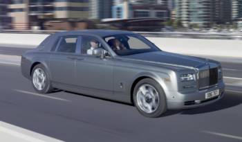 VIDEO: Rolls Royce Phantom - sweet torture with drifts and burnouts