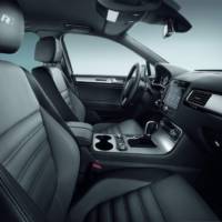 2014 Volkswagen Tiguan R-Line and Touareg R-Line, on stage at NAIAS