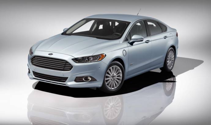 Ford Fusion Energi plug-in offers a 620 mile range