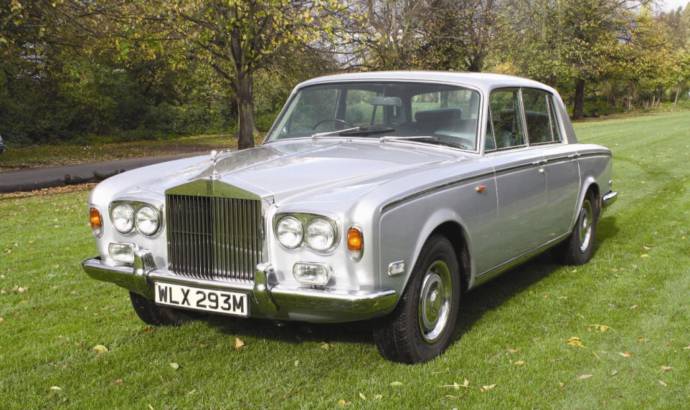 Freddie Mercury 1979 Rolls-Royce Silver Shadow auctioned for 11.000 pounds