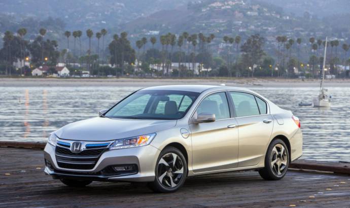 Honda Accord Plug-In Hybrid available at 39.870 dollars in the US