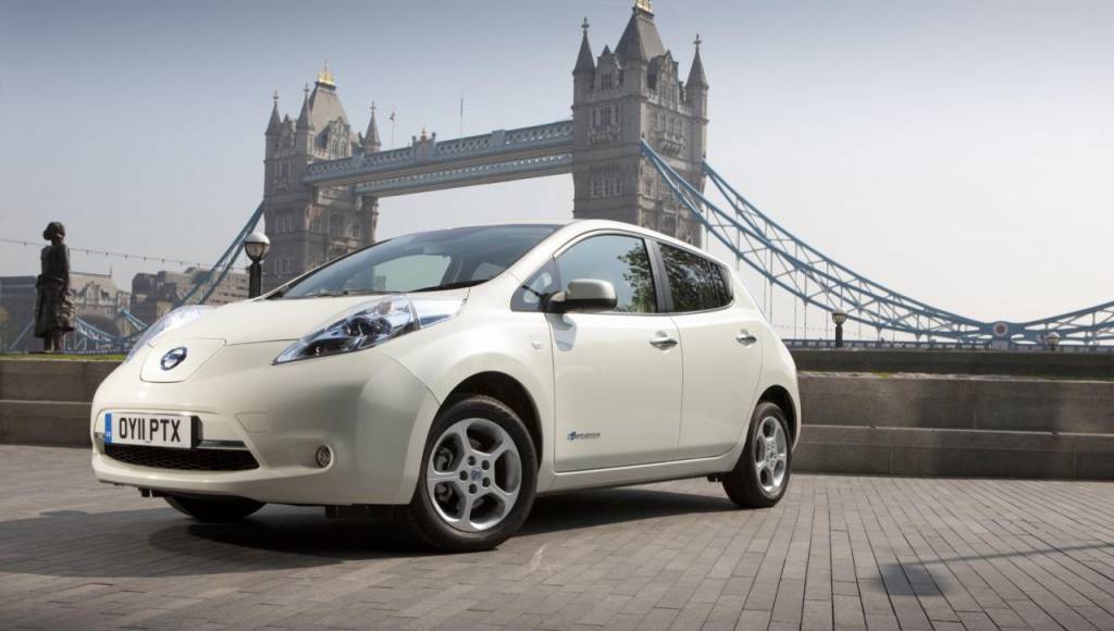 Nissan Leaf price, slashed by 3000 euro