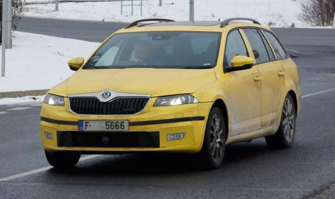 Spy photos: Skoda Octavia Combi vRS