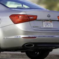 The 2014 Kia Cadenza rolls into Detroit