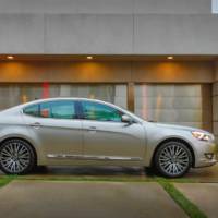 The 2014 Kia Cadenza rolls into Detroit