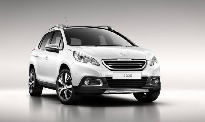 First official photos of the Peugeot 2008