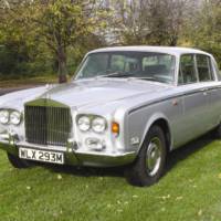 Freddie Mercury 1979 Rolls-Royce Silver Shadow auctioned for 11.000 pounds