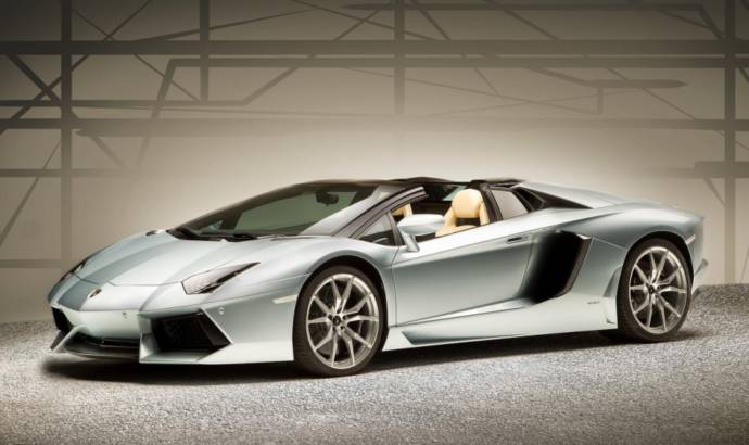 2013 Lamborghini Aventador Roadster sold out until mid-2014