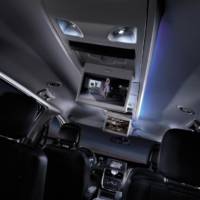 2013 Lancia Voyager comes with new diesel engine in Geneva