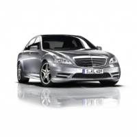 2013 Mercedes S-Class Sport Edition starts at 69.995 pounds in the UK