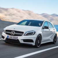 First official photos of the new Mercedes A45 AMG without camouflage