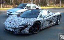Video: McLaren P1 chased by Ferrari 458 Spider