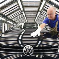 Volkswagen, to pay 7200 euros performance-bonus for every employee