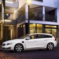 Volvo S60, V60, XC60 facelift - pictures and official details