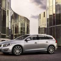 Volvo S60, V60, XC60 facelift - pictures and official details