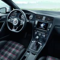 2013 Volkswagen Golf GTI unveiled ahead of Geneva Motor Show