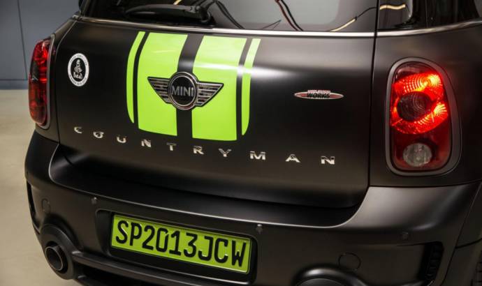 2013 Mini JCW Countryman ALL4 Dakar Special Edition