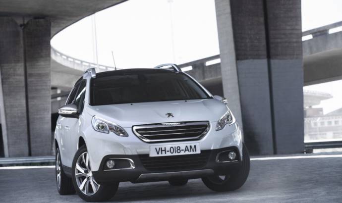 2013 Peugeot 2008 crossover - official details and photos