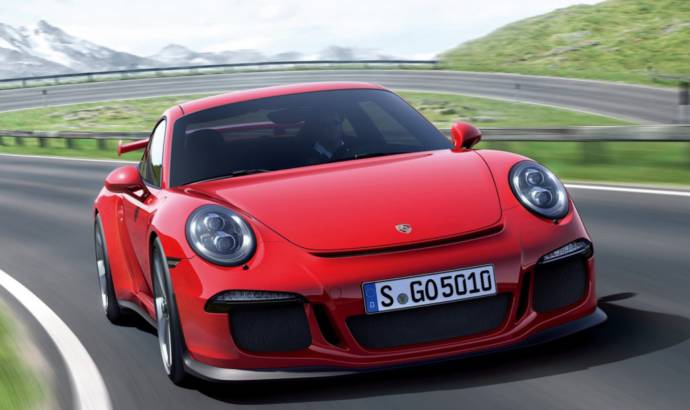 2013 Porsche 911 GT3 - first images and details