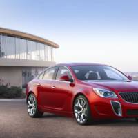 2014 Buick Regal facelift revealed in New York
