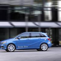 2014 Mercedes B Class Electric Drive makes american debut