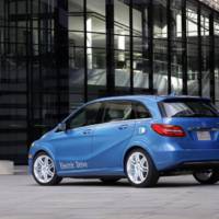 2014 Mercedes B Class Electric Drive makes american debut