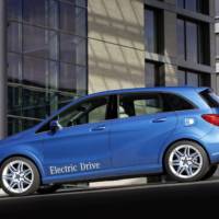 2014 Mercedes B Class Electric Drive makes american debut