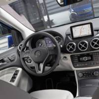 2014 Mercedes B Class Electric Drive makes american debut