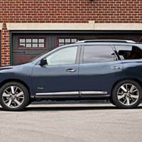 2014 Nissan Pathfinder Hybrid, introduced in New York